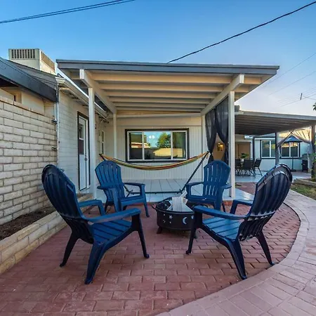 New Midtown Modern Studio With Backyard Phoenix Exterior photo